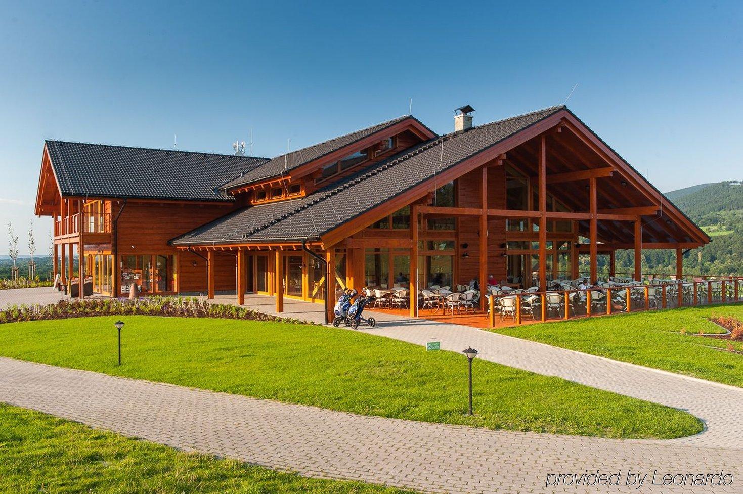 Green Inn Hotel Остравице Экстерьер фото
