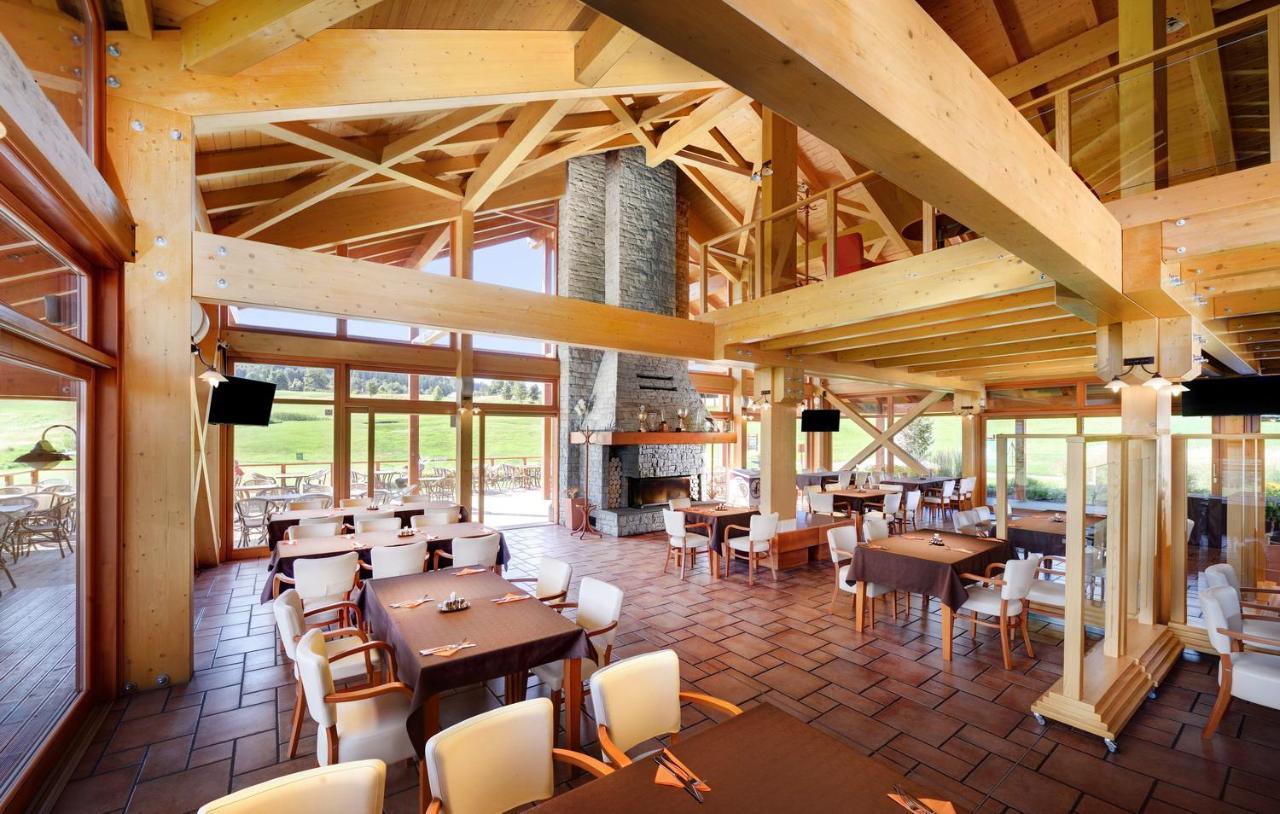 Green Inn Hotel Остравице Экстерьер фото